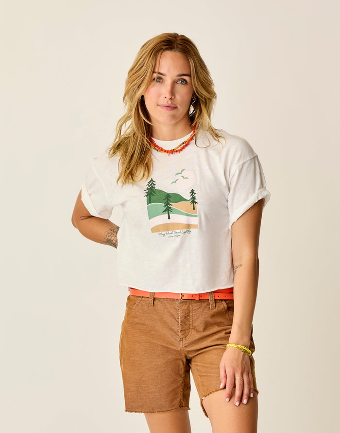 Parker Graphic Tee: Cloud Scenic