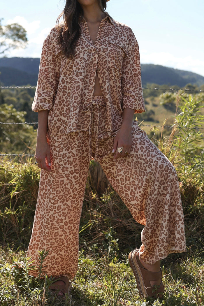 Savanna Linen Blouse