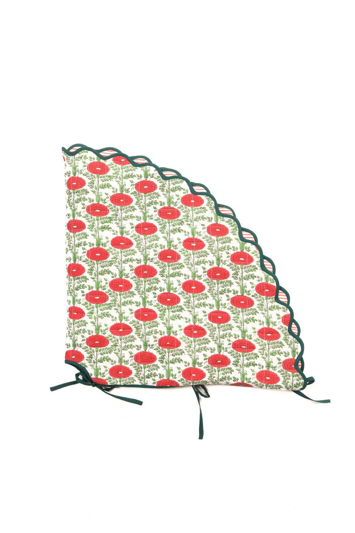 Scalloped Blockprint Quilted Tree Skirt in Araminta Green