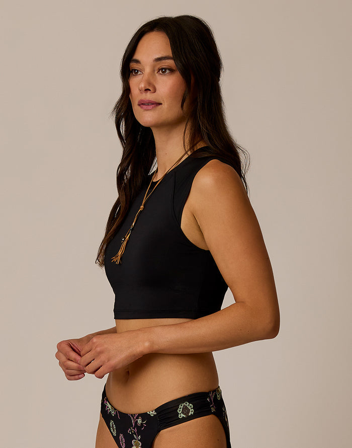 Shoreline Top: Black
