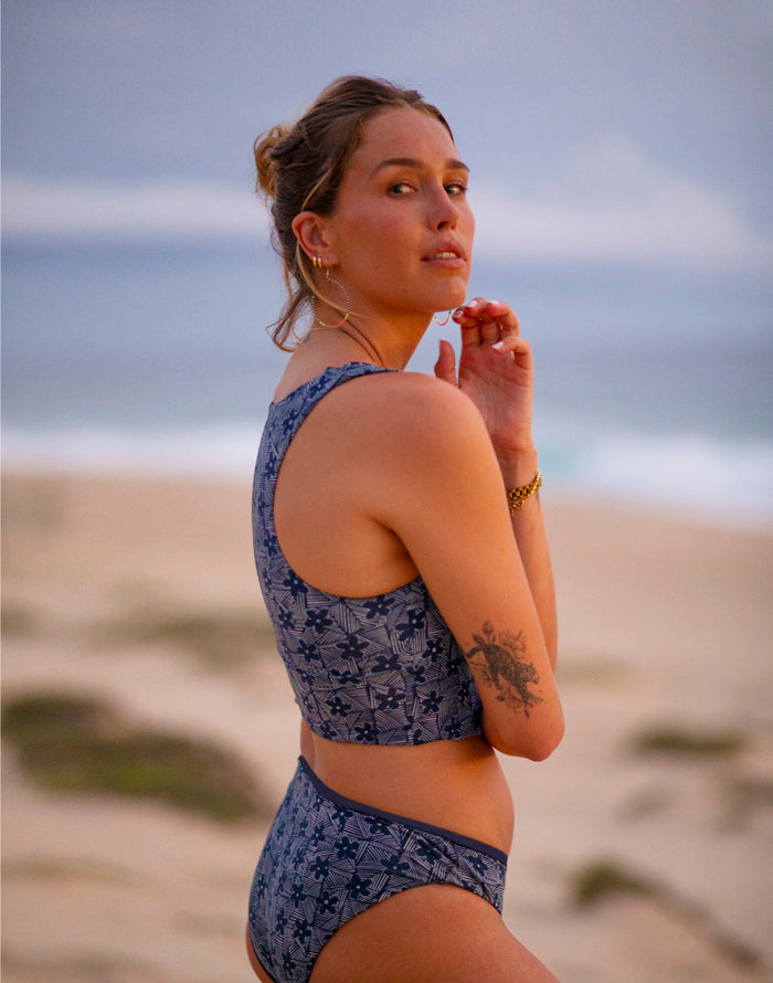 St. Barth Reversible Bottom: Daisy/Navy - FINAL SALE