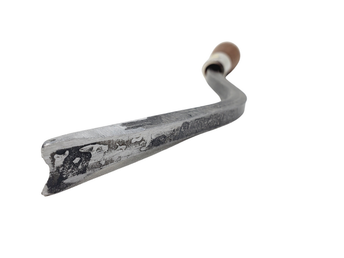 Steel Weeding Spud-Red Pig Garden Tools-Atlas Preservation