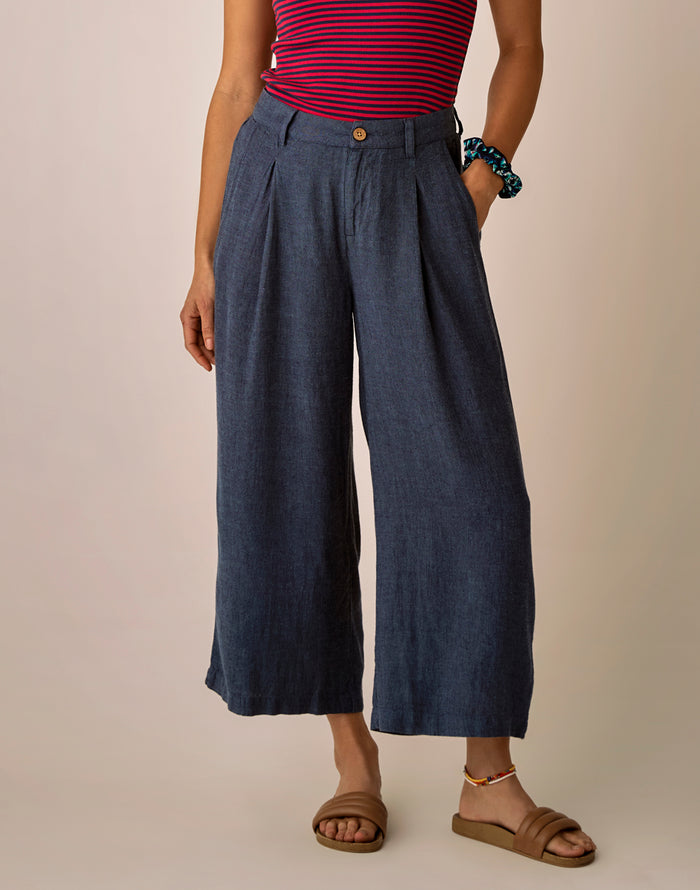 Suki Linen Pant: Captain Chambray