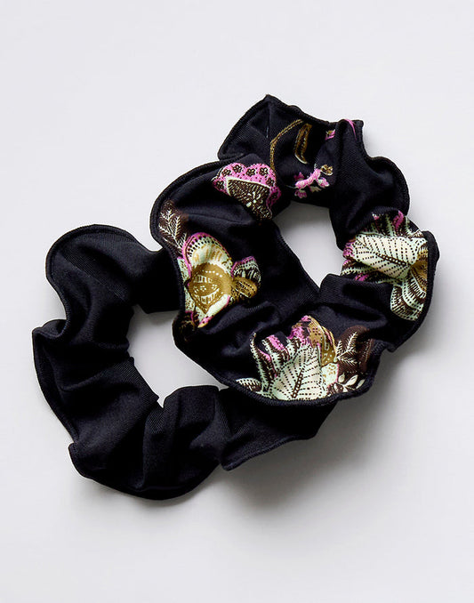 Surf Scrunchie: Solstice-Black