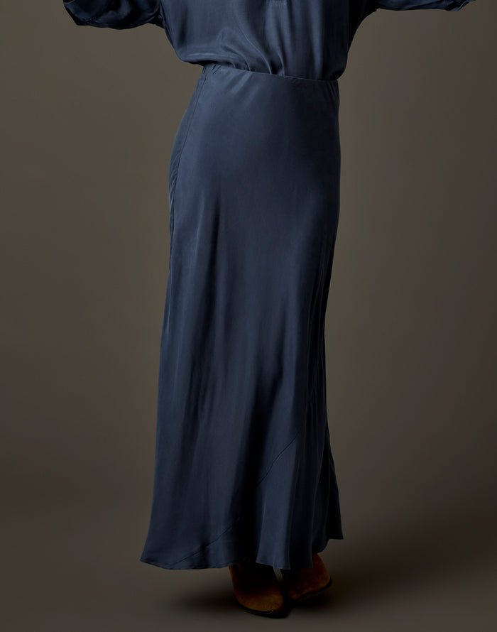 Tess Kindsilk Skirt: Washed Charcoal Blue