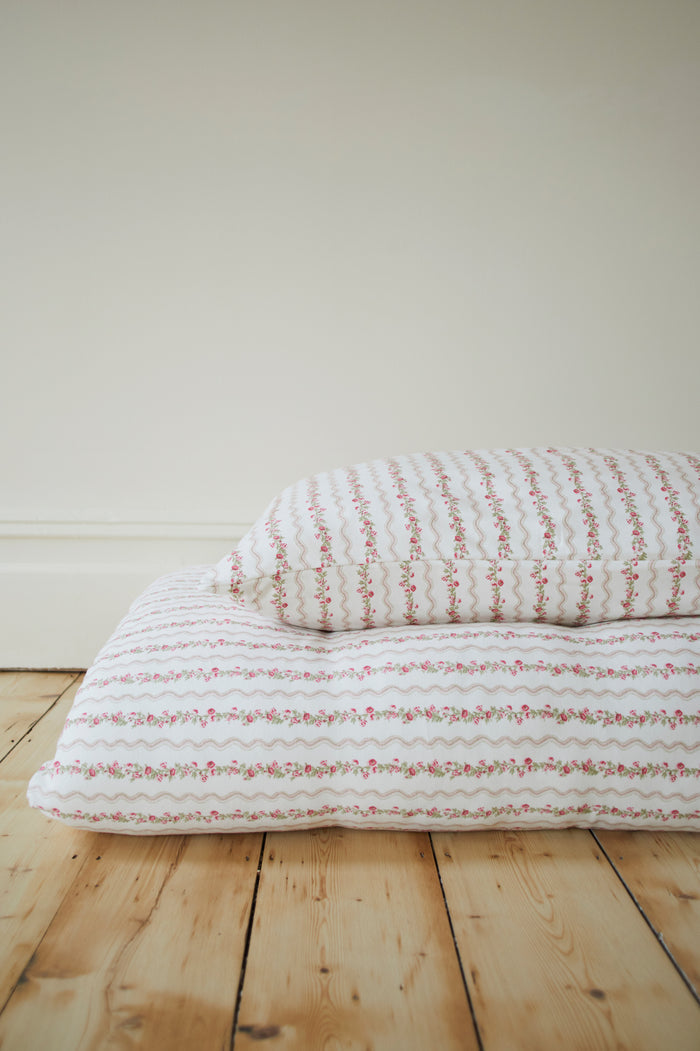 U.S.A SIZE - COT DUVET & PILLOW SET | FLORAL STRIPE