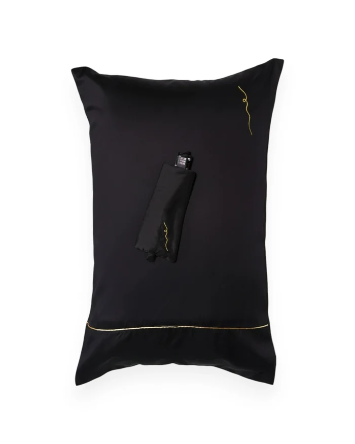 Vegan Silk Bamboo Pillowcase & Eyemask Gift Set | Black