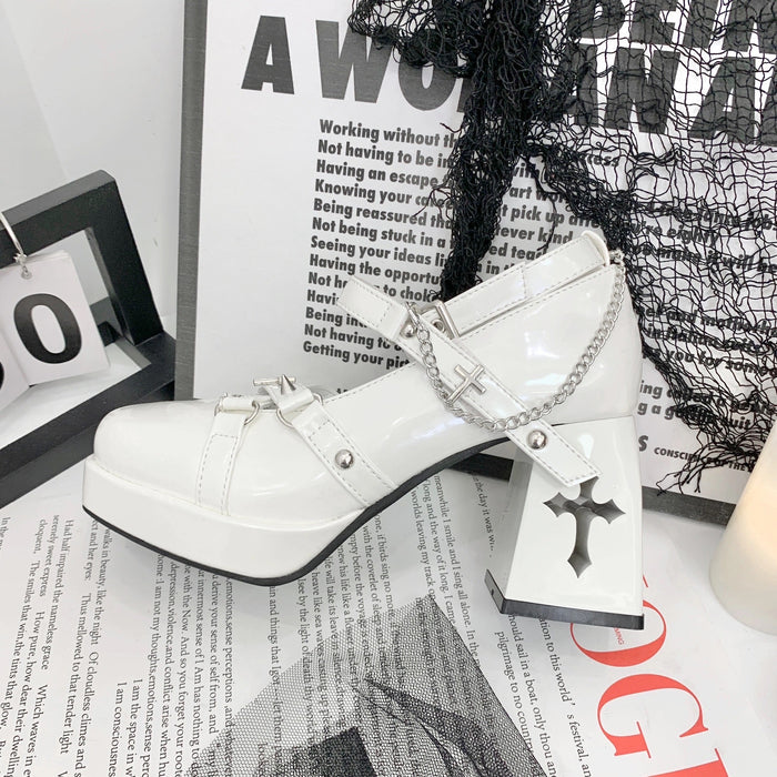 White / 5