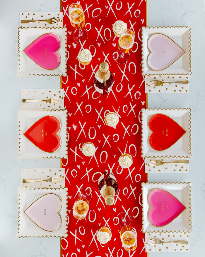 XOXO Table Runner