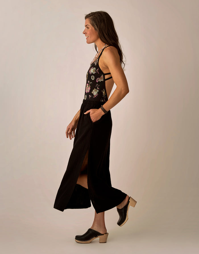 Yara Gauze Skirt: Black