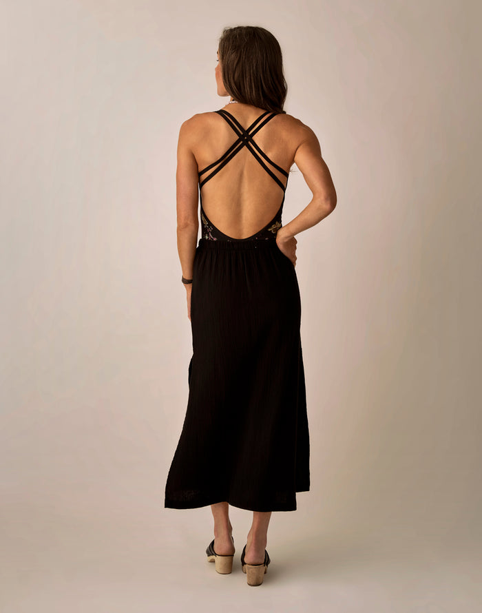 Yara Gauze Skirt: Black