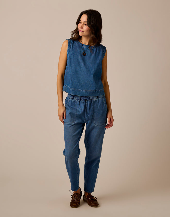 Zoe Lightweight Denim Pant: Magnolia
