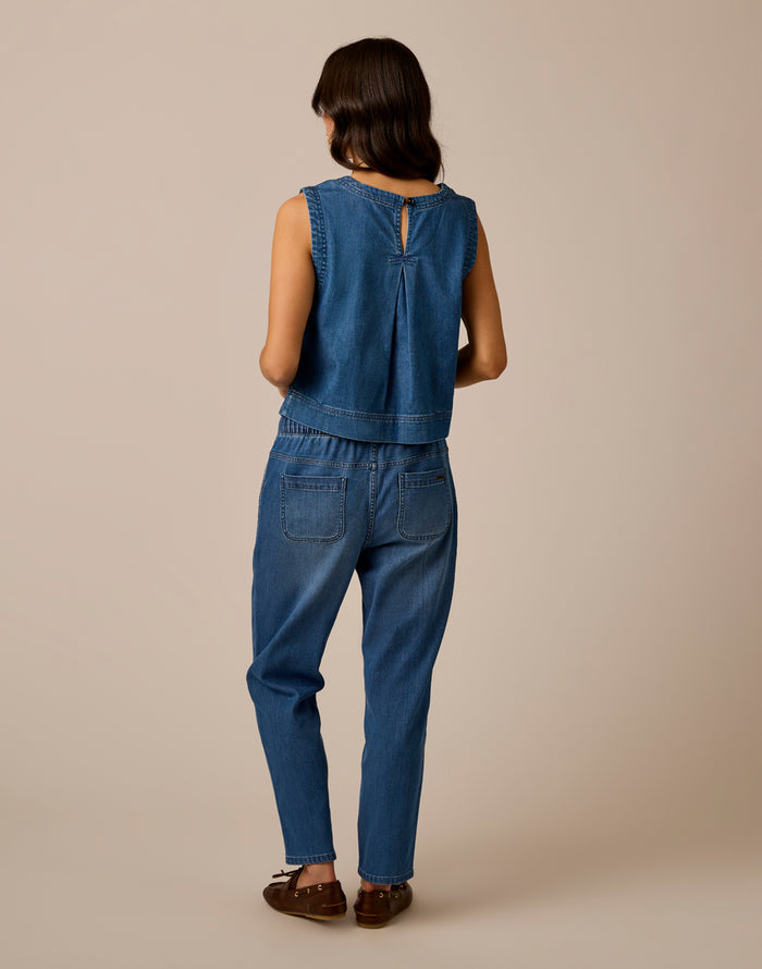 Zoe Lightweight Denim Pant: Magnolia