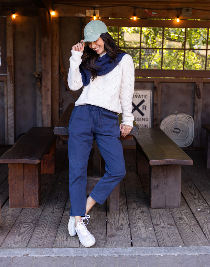 Zoe Twill Pant: Navy