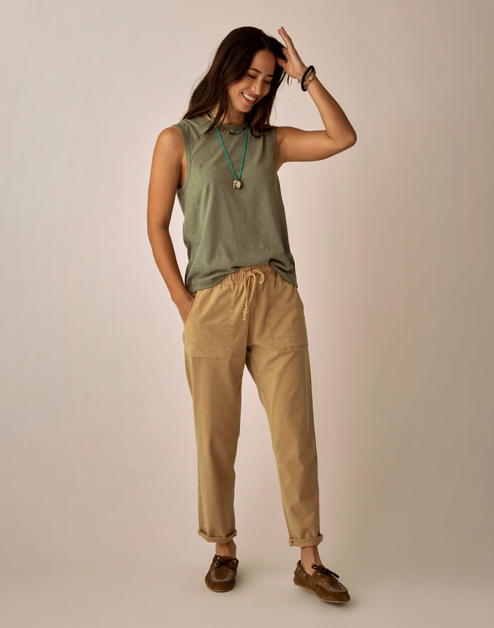 Zoe Twill Pant: Sand